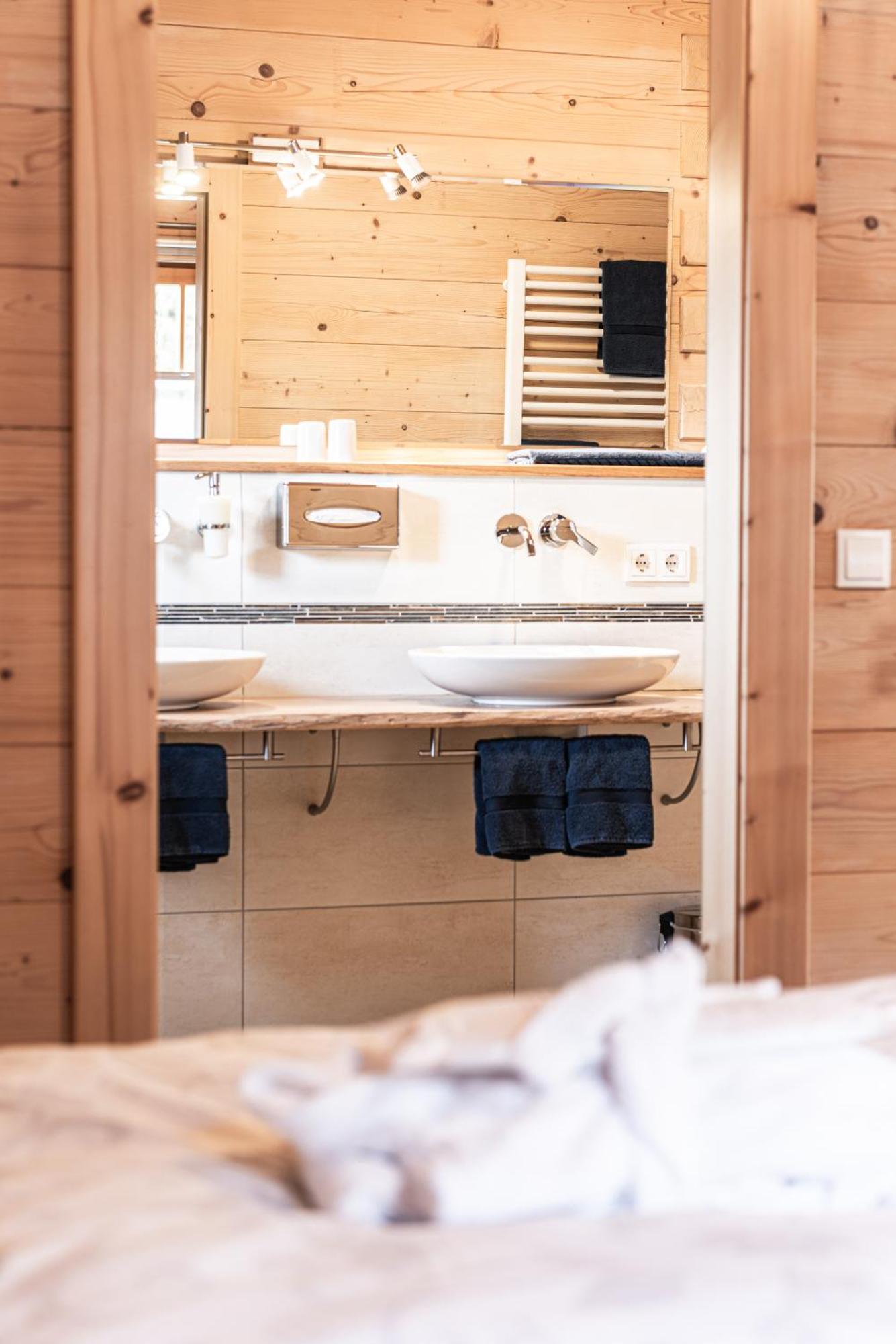 Chalets & Apartments Beim Waicher Ruhpolding Chambre photo
